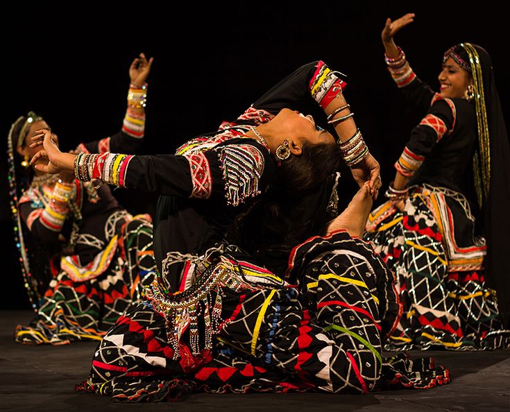 Folk Performance